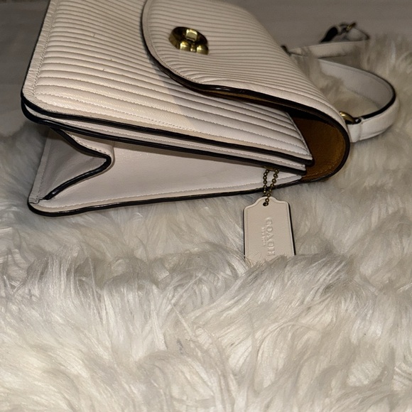 Coach Restored Coachtopia Parker Top Handle Bag With Quilting GUC - Picture 6 of 14